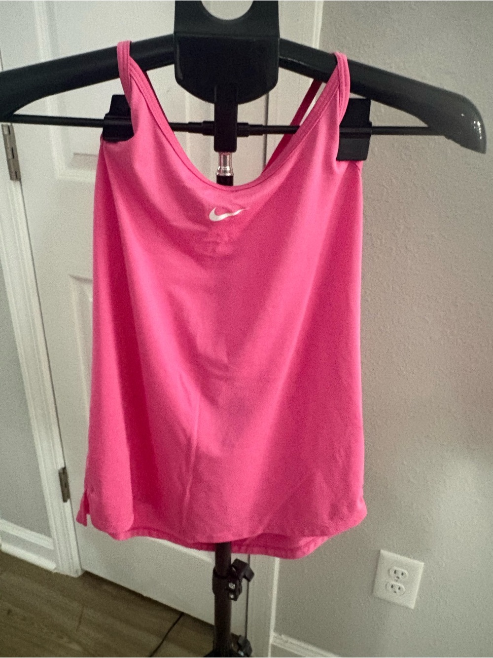 Nike Hot Pink Women's Athletic Tank Top